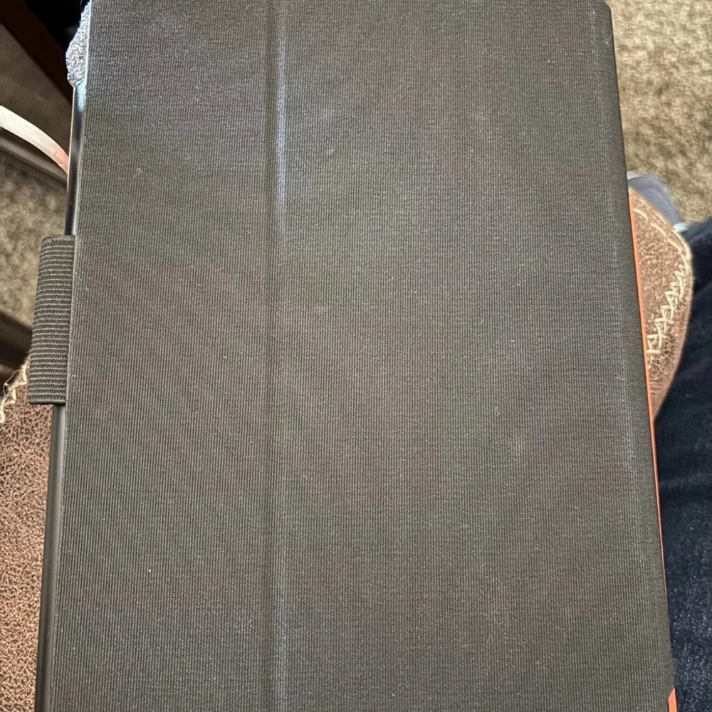 Everett slim case